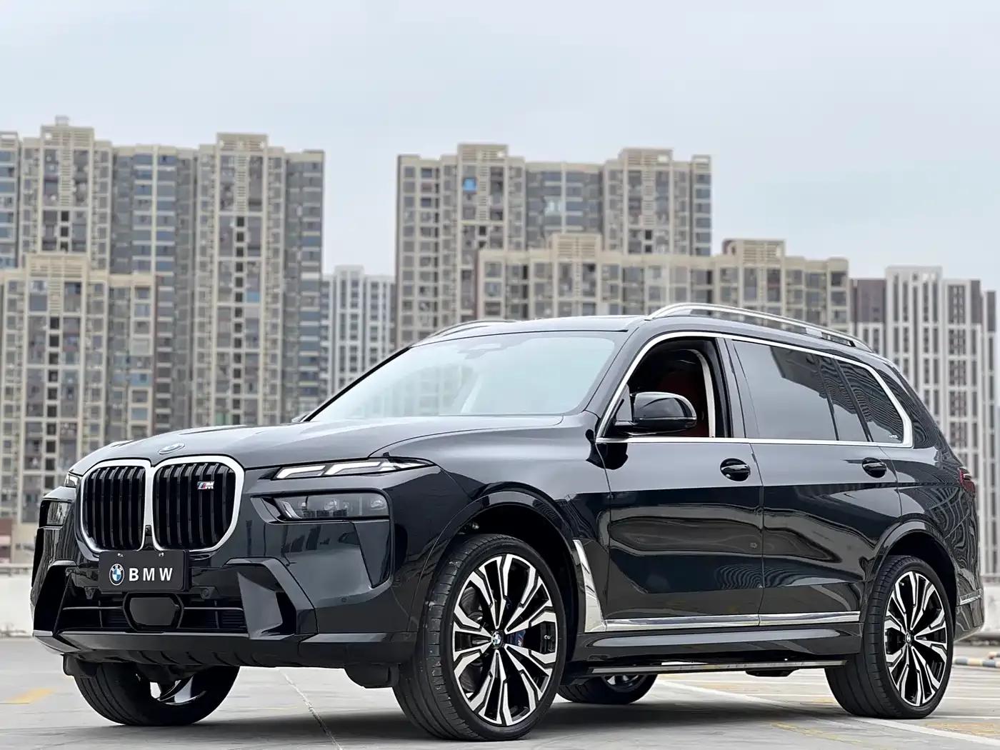 2023 BMW X7 M60i xDrive M60i — миниатюра 1