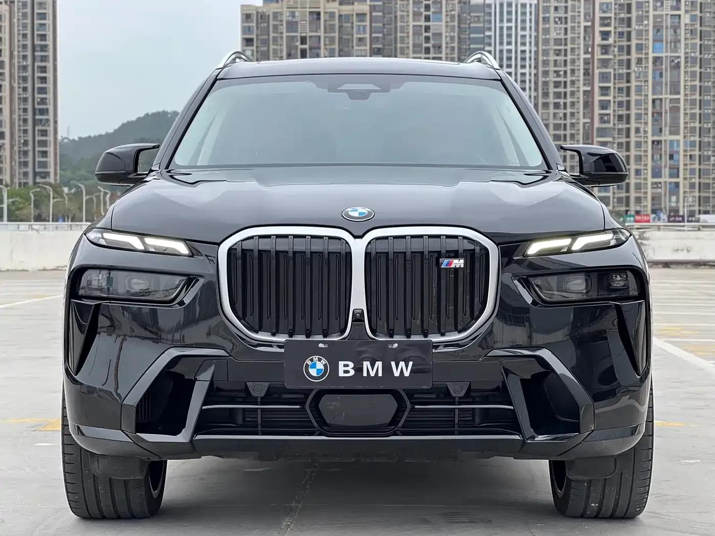 2023 BMW X7 M60i xDrive M60i — миниатюра 2