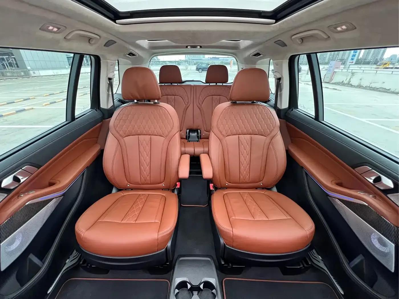 2023 BMW X7 M60i xDrive M60i — миниатюра 10