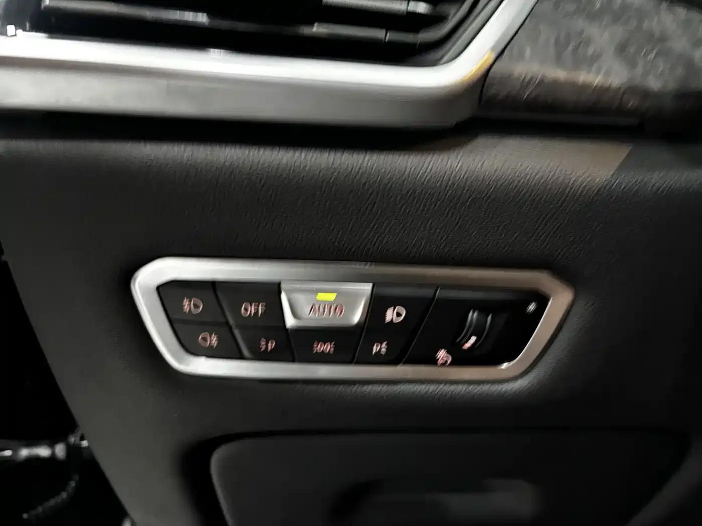 BMW X5 PHEV (Imported) 2020 xDrive45e M Sport Package — миниатюра 12
