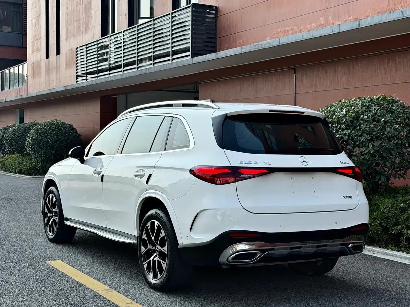 2023 Mercedes-Benz GLC Facelift: GLC 260 L 4MATIC Dynamic 5-Seater — миниатюра 12