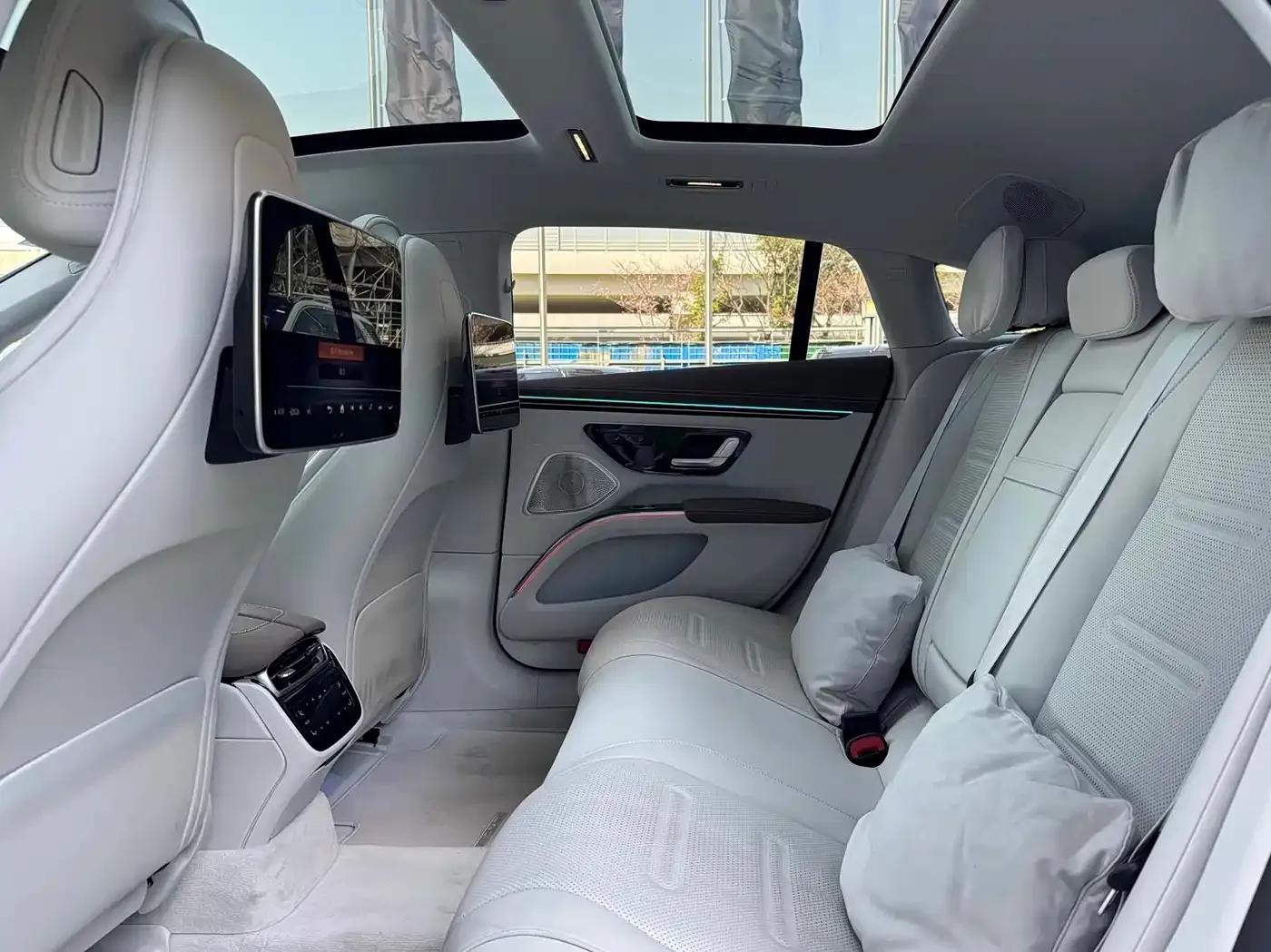 2022 Mercedes-Benz EQS AMG 53 4MATIC+ — миниатюра 17