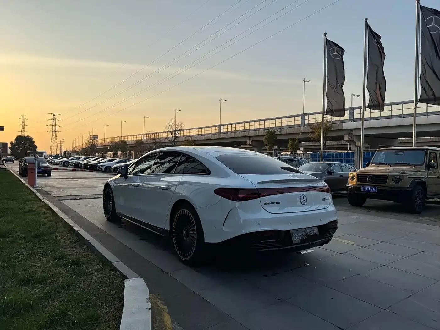 2022 Mercedes-Benz EQS AMG 53 4MATIC+ — миниатюра 8