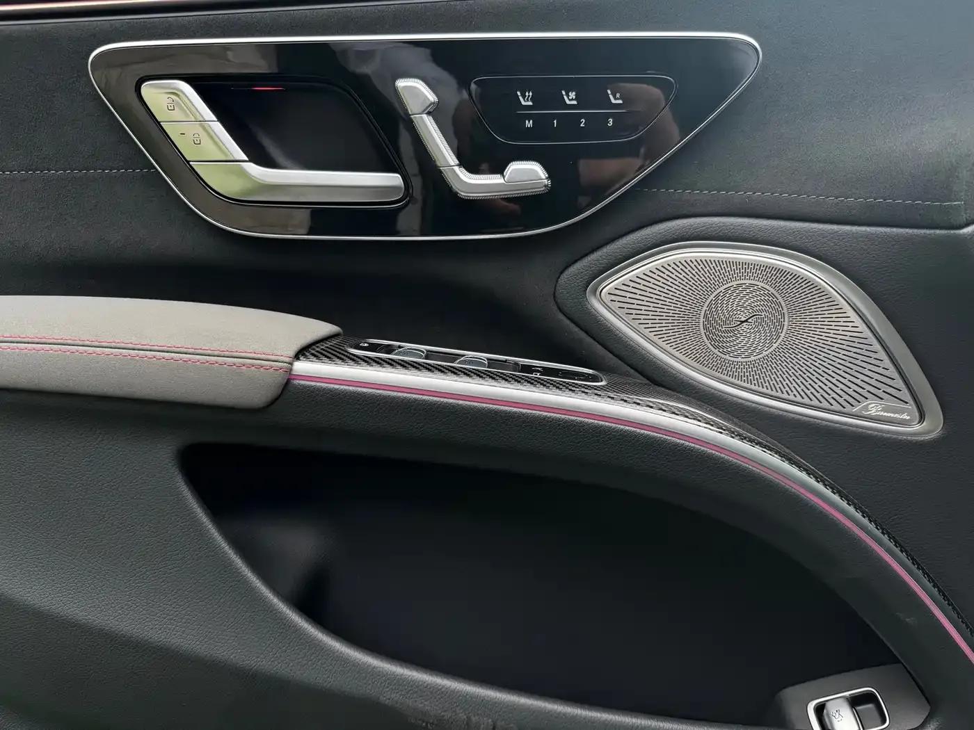 2022 Mercedes-Benz EQS AMG 53 4MATIC+ — миниатюра 11