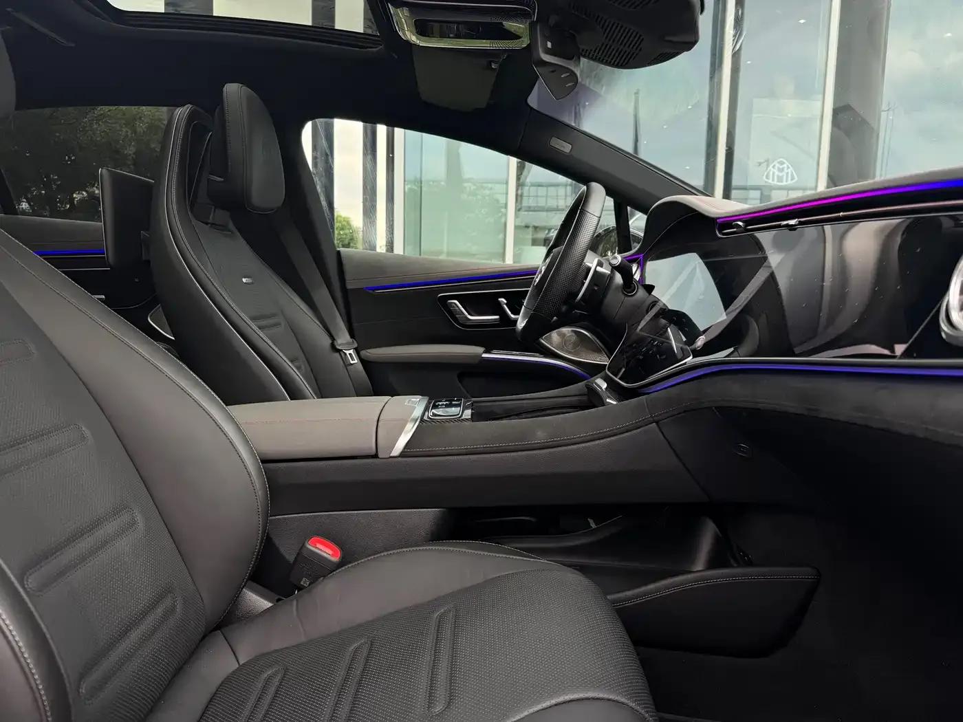 2022 Mercedes-Benz EQS AMG 53 4MATIC+ — миниатюра 17
