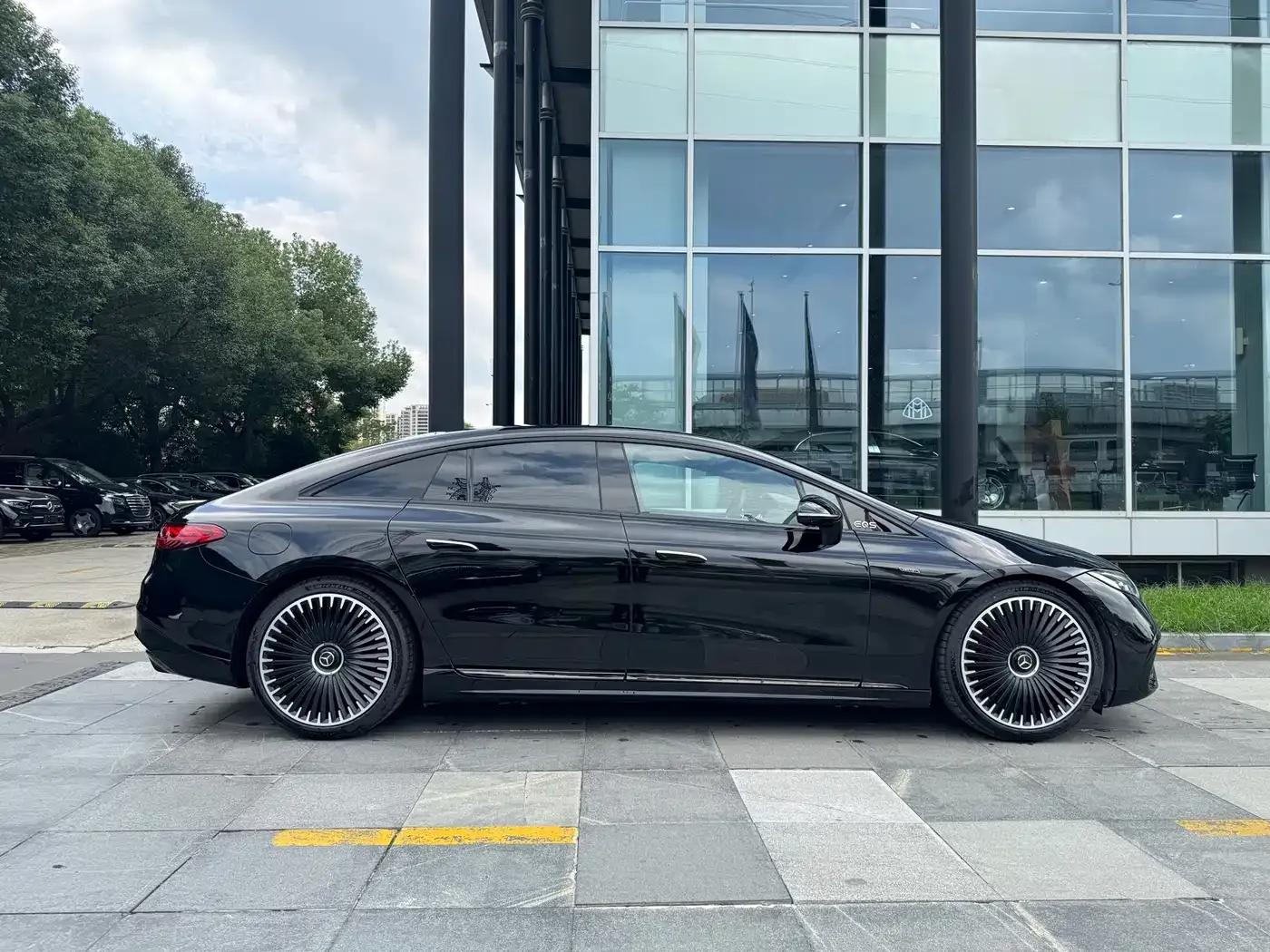 2022 Mercedes-Benz EQS AMG 53 4MATIC+ — миниатюра 4
