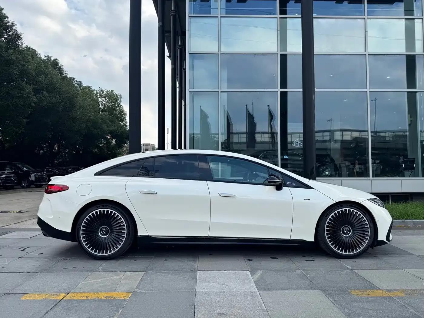 2022 Mercedes-Benz EQS AMG 53 4MATIC+ — миниатюра 5
