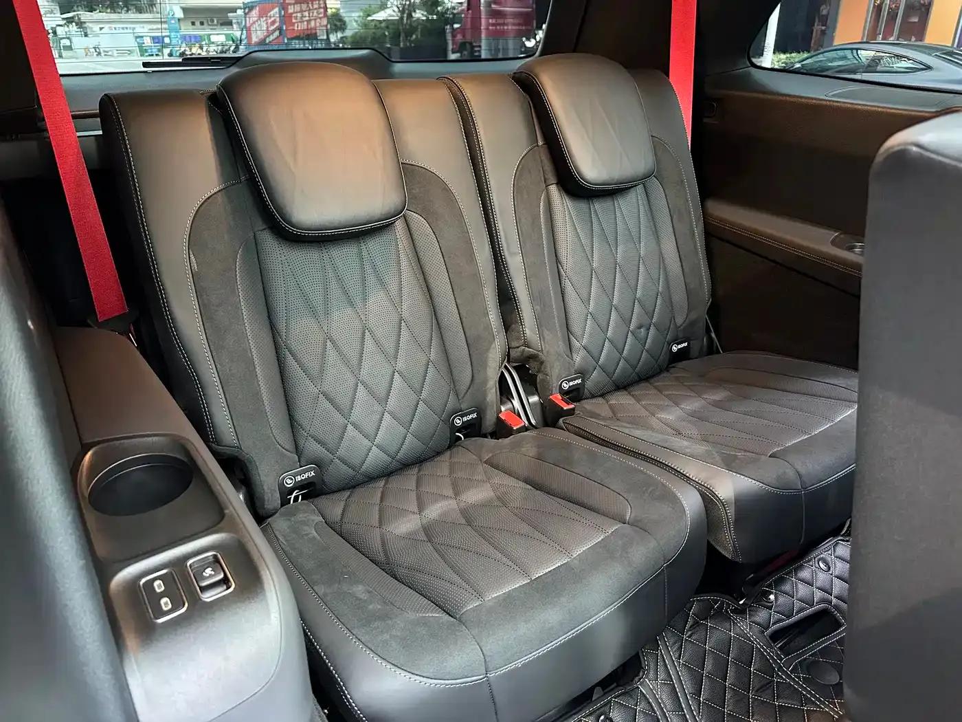 2024 Mercedes-Benz GLS AMG 63 4MATIC+ — миниатюра 12