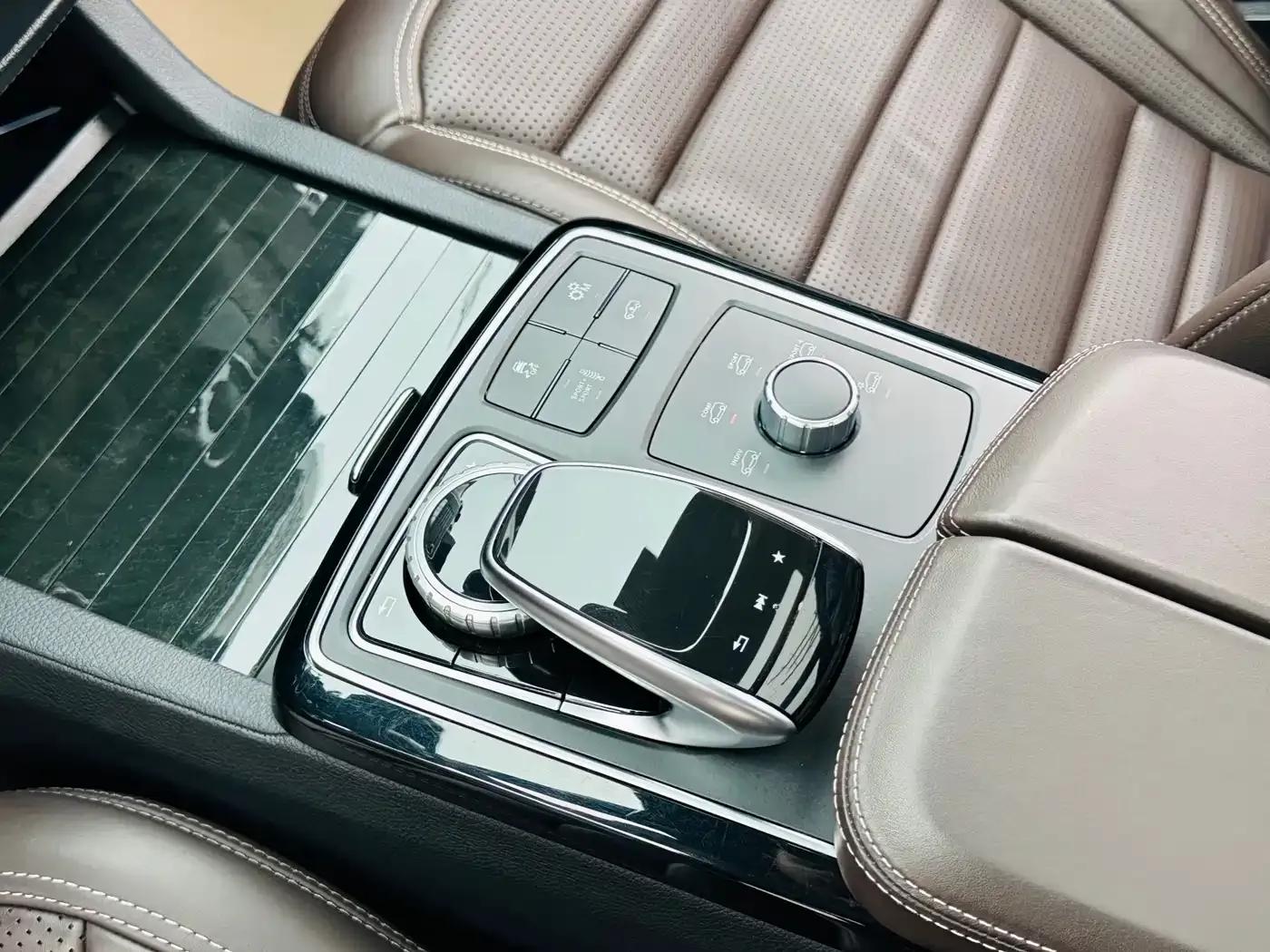 2016 Mercedes-Benz GLS AMG 63 4MATIC — миниатюра 14