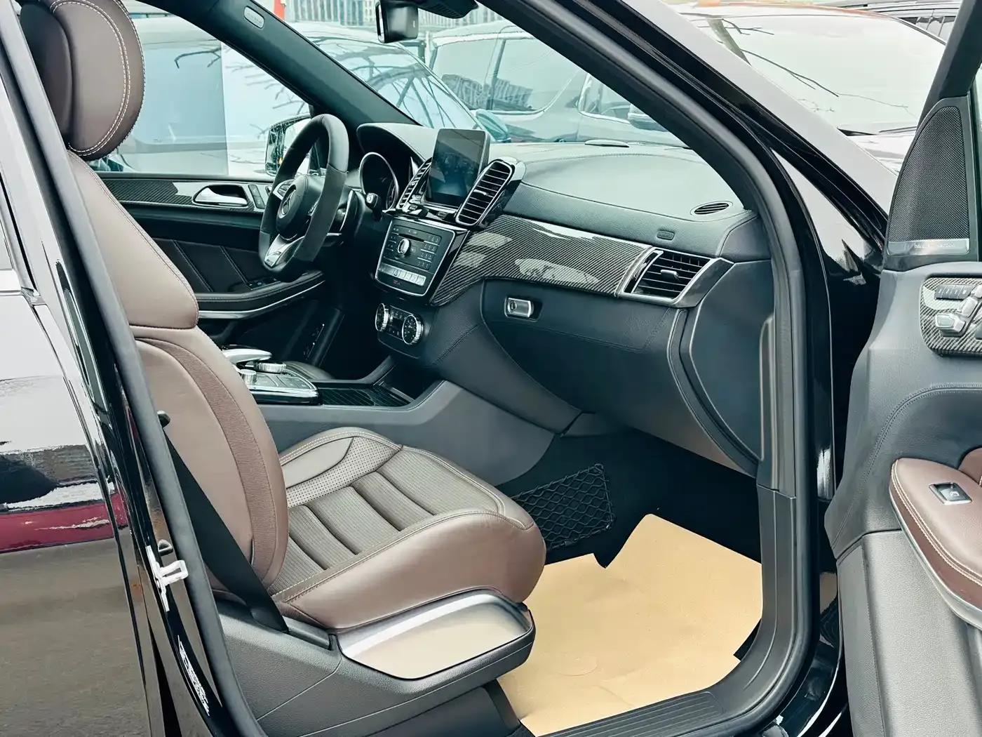 2016 Mercedes-Benz GLS AMG 63 4MATIC — миниатюра 27