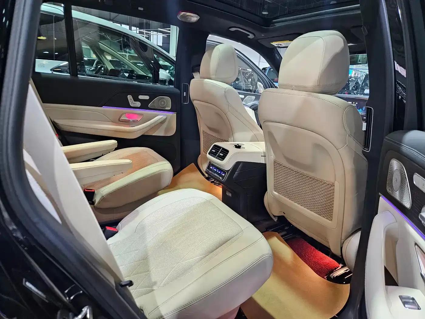 2024 Mercedes-Benz GLS AMG 63 4MATIC+ — миниатюра 23