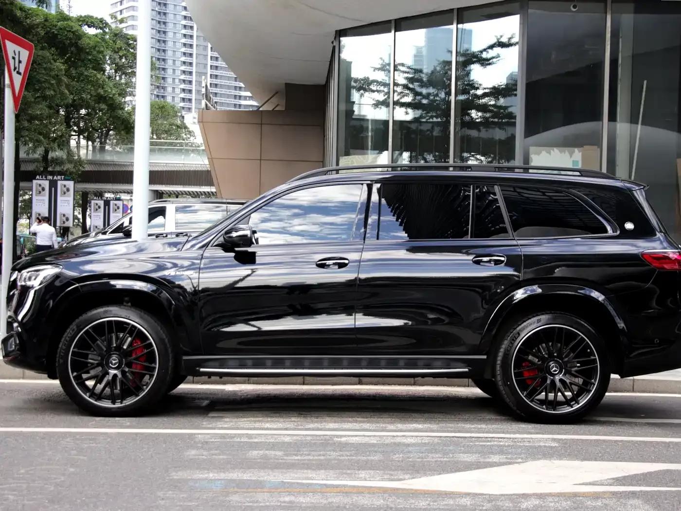2024 Mercedes-Benz GLS AMG 63 4MATIC+ — миниатюра 3