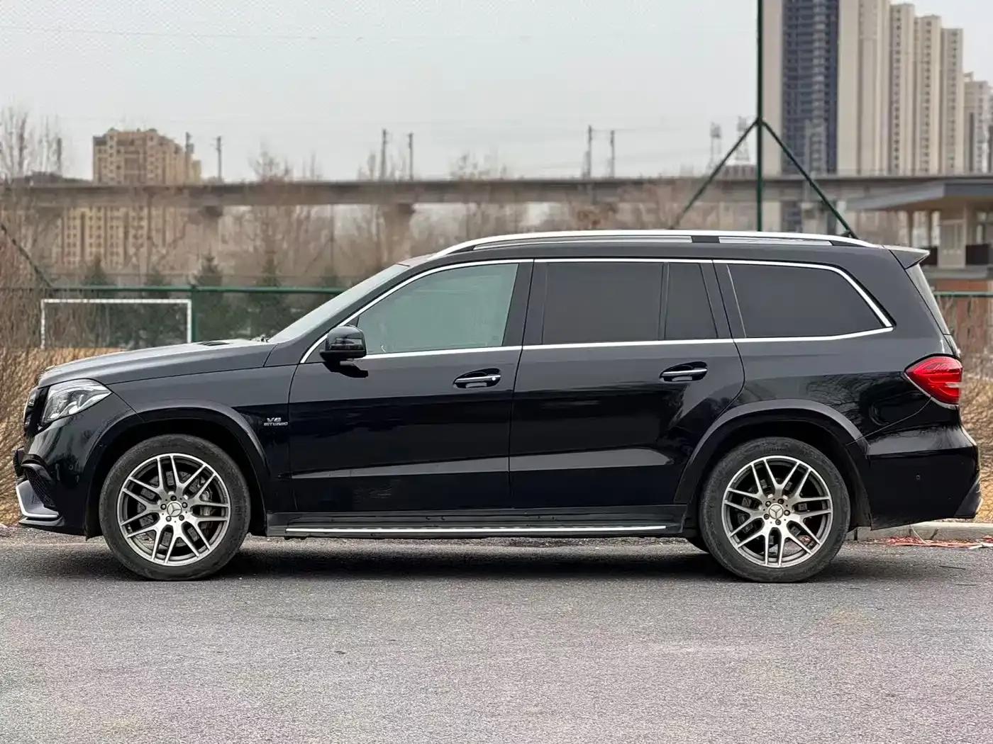2017 Mercedes-Benz GLS AMG 63 4MATIC — миниатюра 3