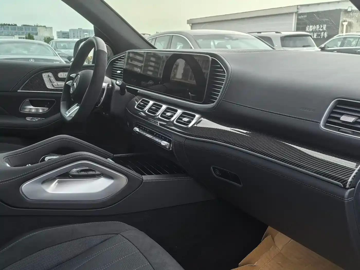 2024 Mercedes-Benz GLS AMG 63 4MATIC+ — миниатюра 10