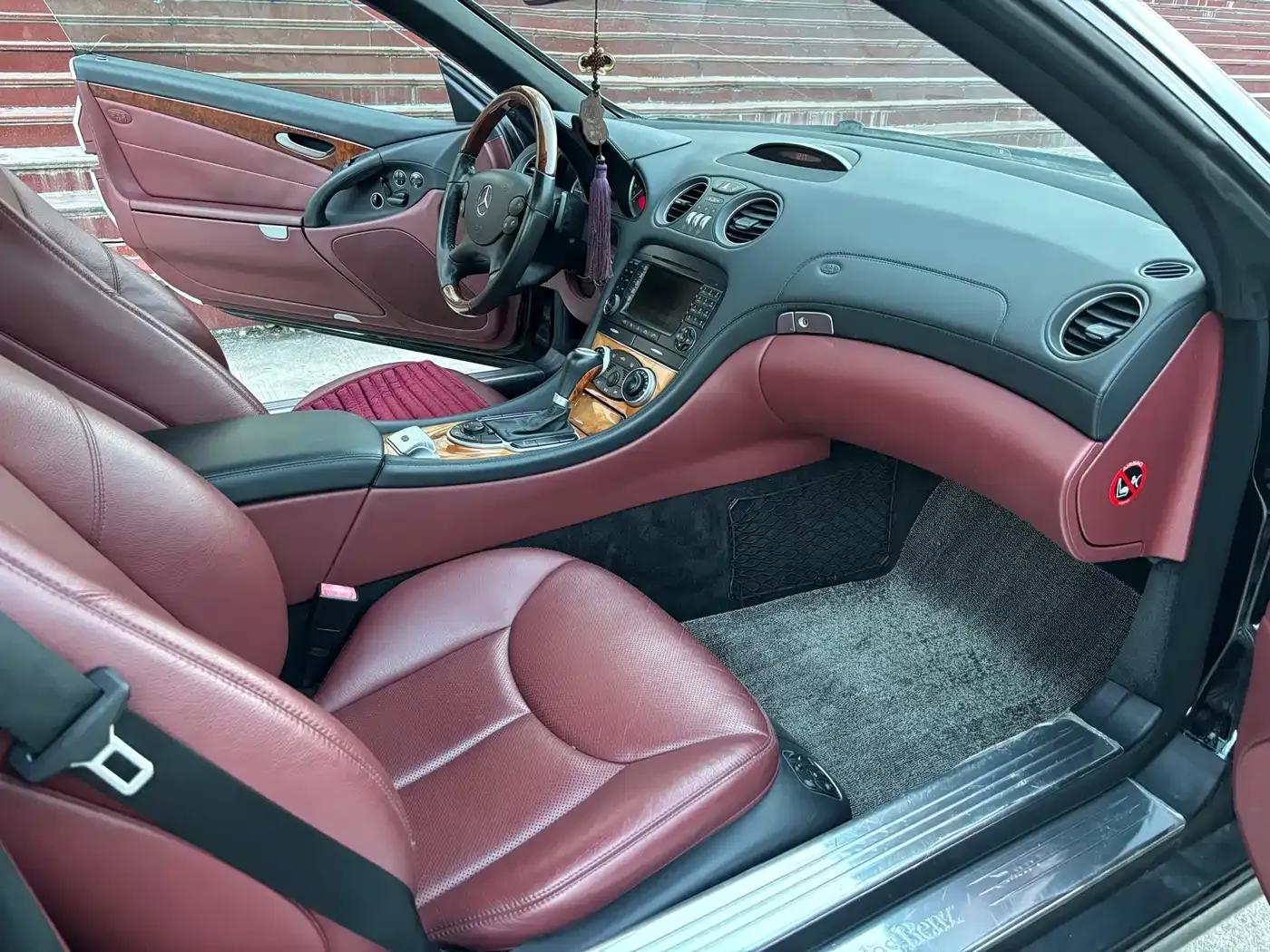 Mercedes-Benz SL-Class 2008 SL 350 — миниатюра 13