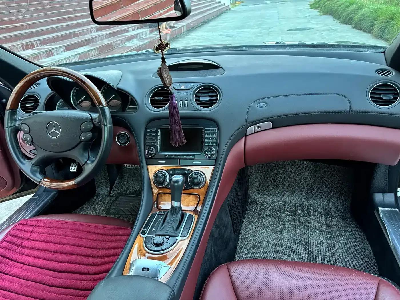 Mercedes-Benz SL-Class 2008 SL 350 — миниатюра 9