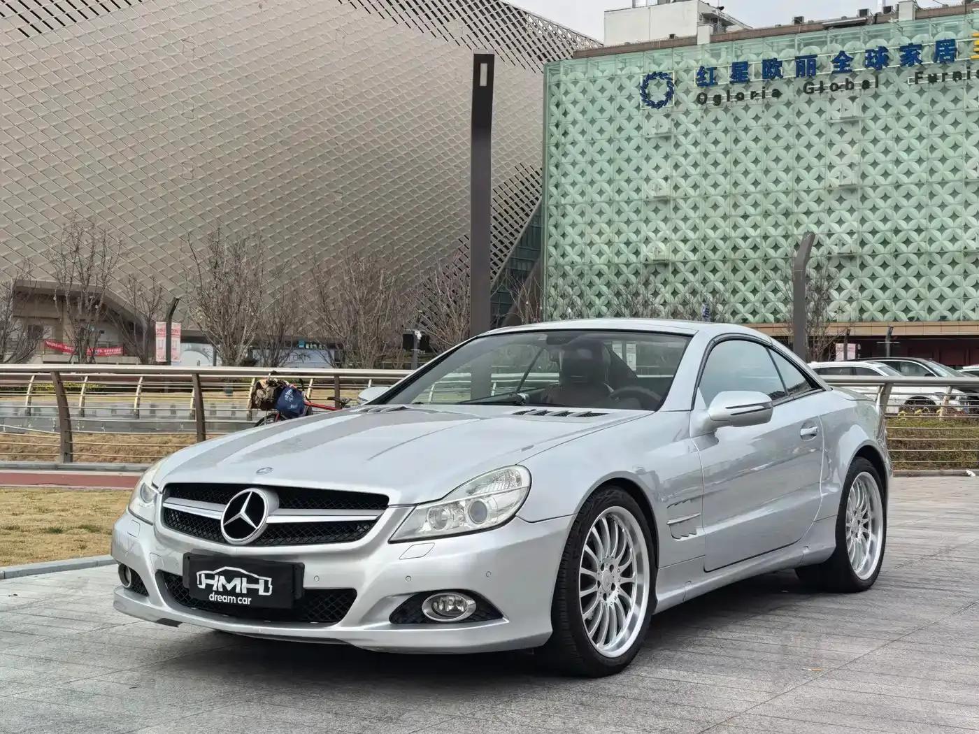 Mercedes-Benz SL-Class 2010 SL 300 — миниатюра 1