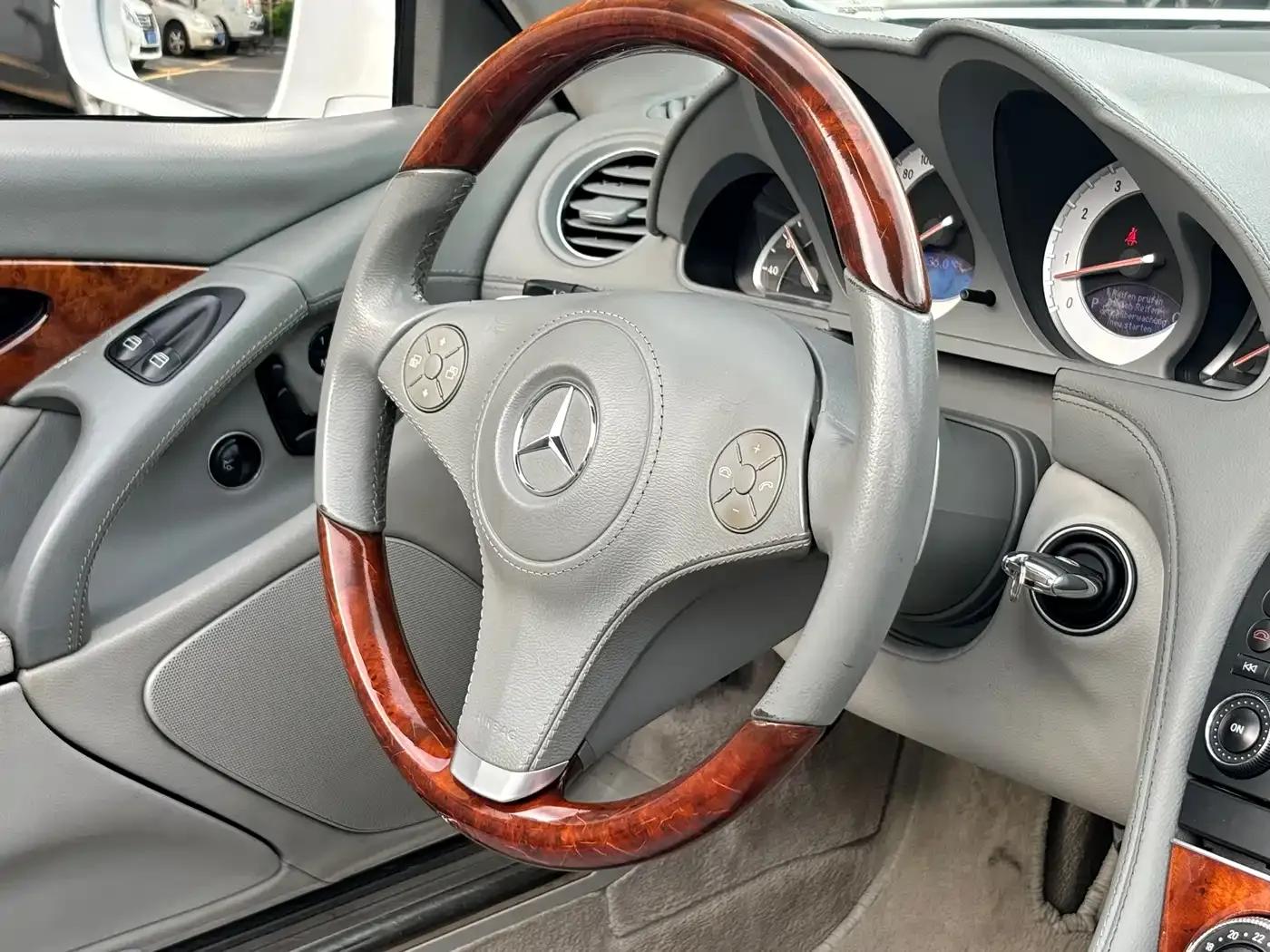 Mercedes-Benz SL-Class 2008 SL 350 — миниатюра 12