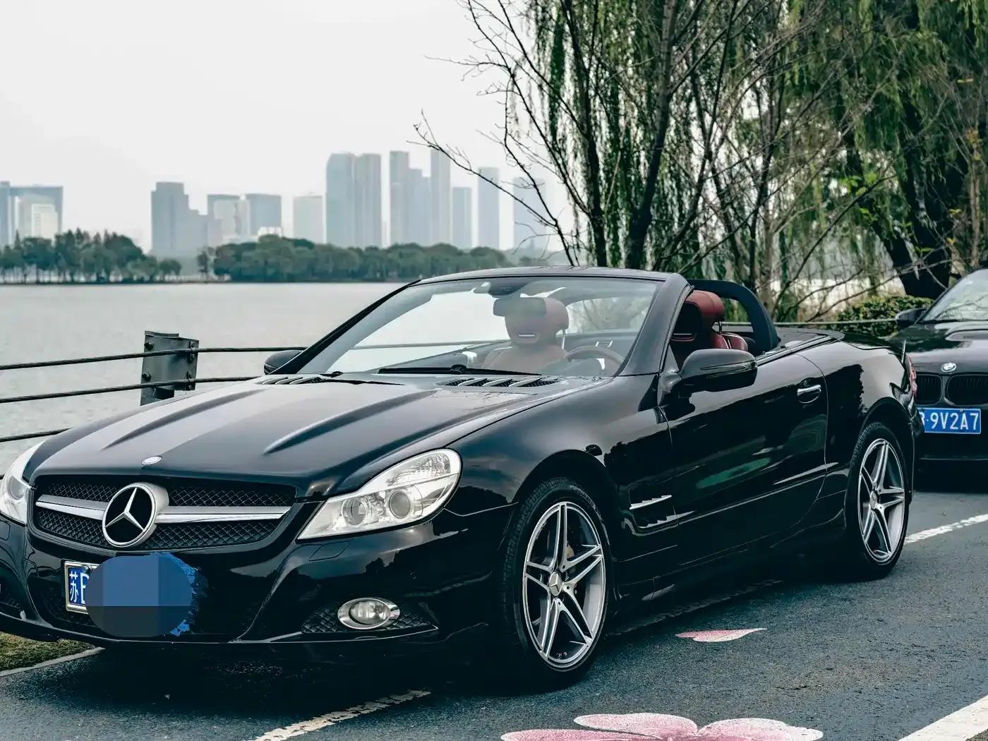 Mercedes-Benz SL-Class 2010 SL 500 — миниатюра 1