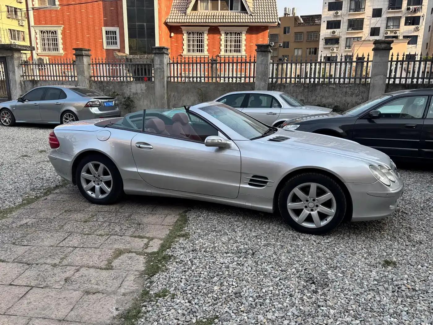 Mercedes-Benz SL-Class 2004 SL 350 — миниатюра 6