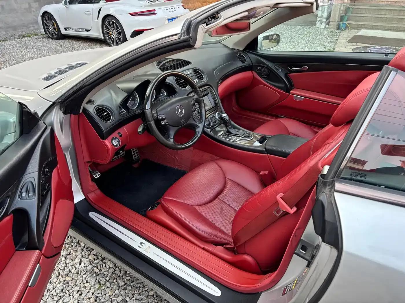 Mercedes-Benz SL-Class 2004 SL 350 — миниатюра 9