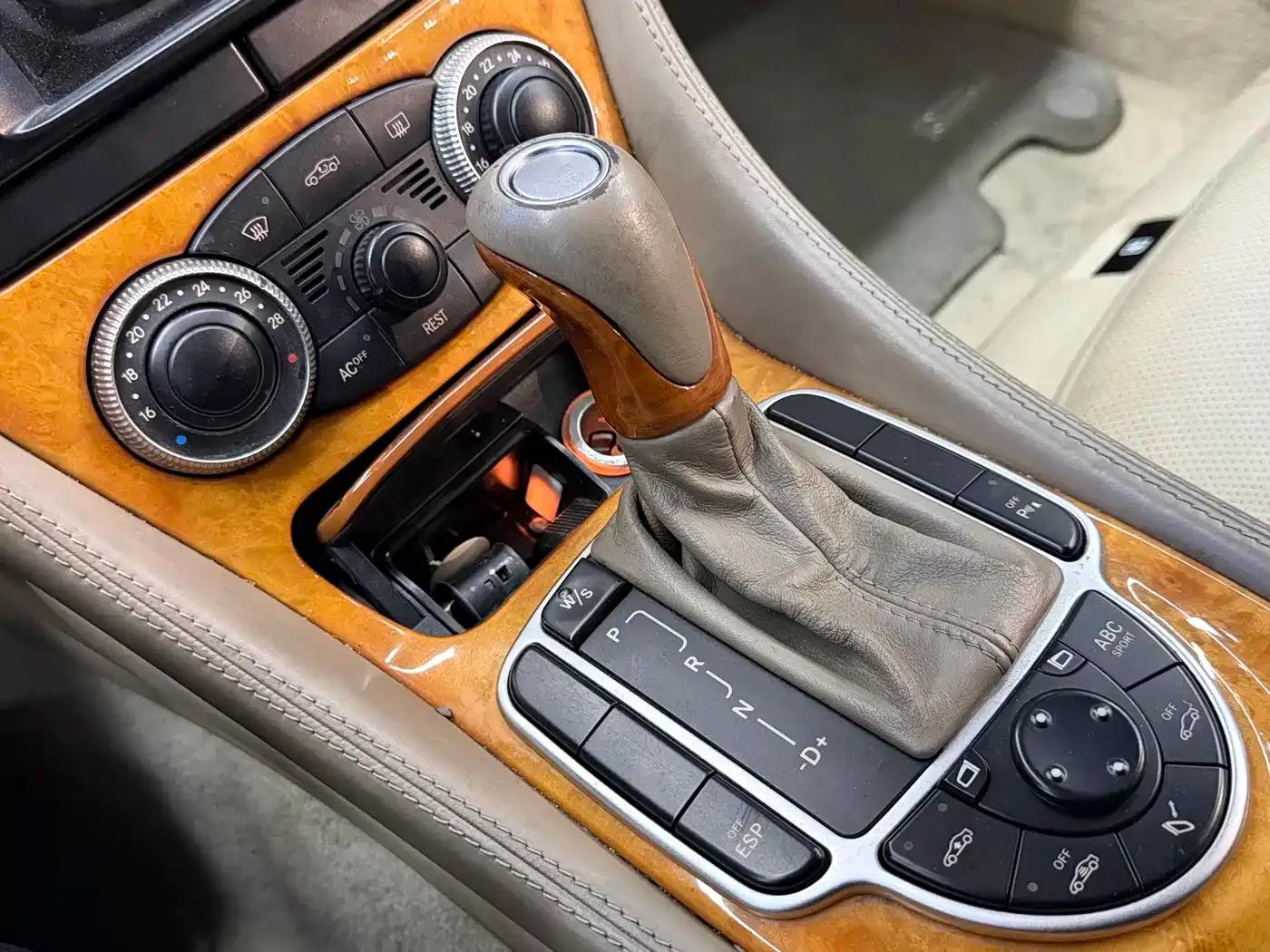 Mercedes-Benz SL-Class 2001 SL 500 — миниатюра 6