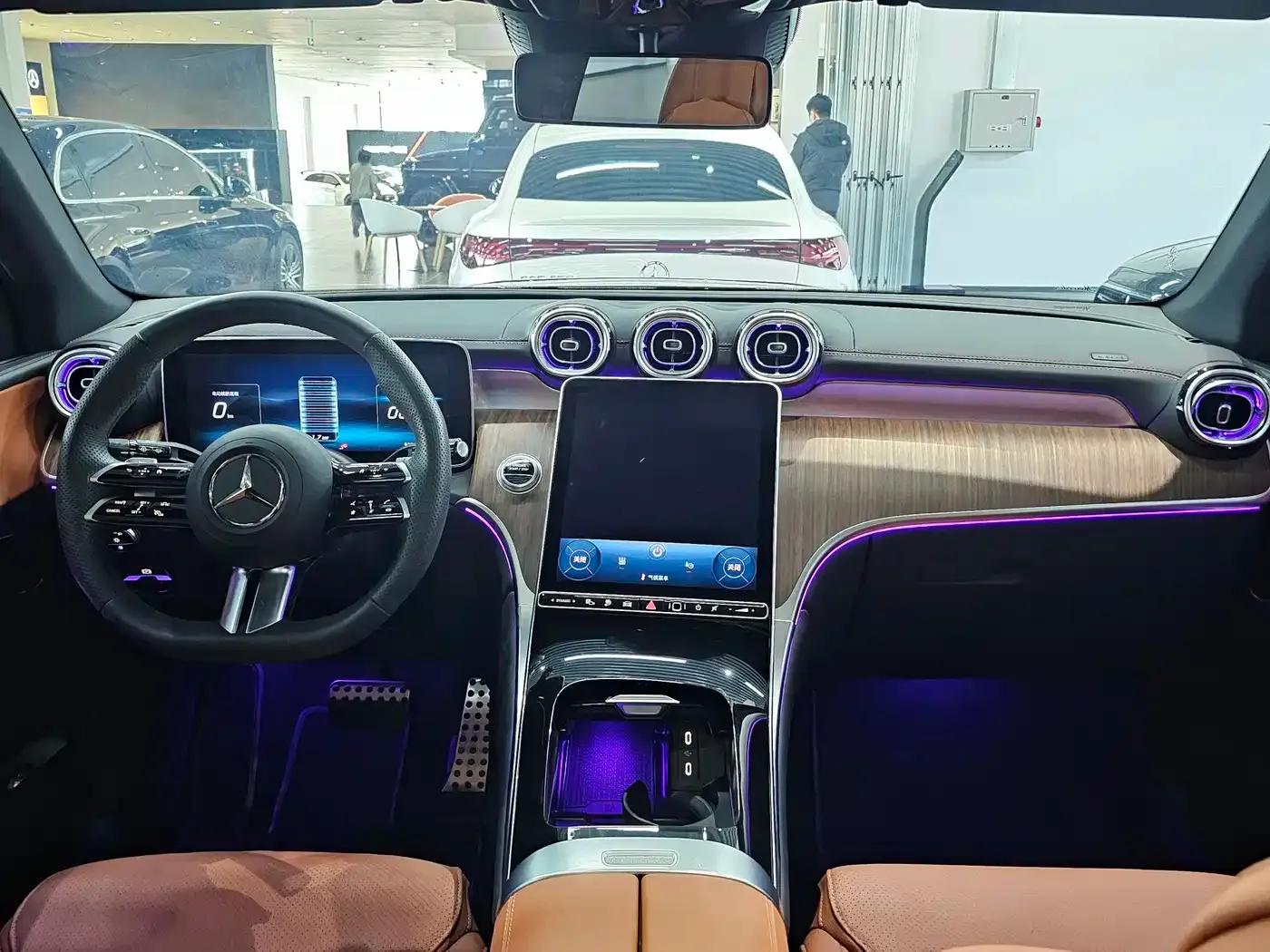 Mercedes-Benz GLC PHEV 2025 350 e L 4MATIC Classic Edition — миниатюра 11