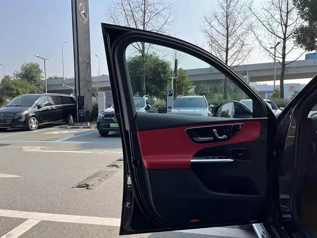 Mercedes-Benz GLC PHEV 2025 350 e L 4MATIC Classic Edition — миниатюра 20