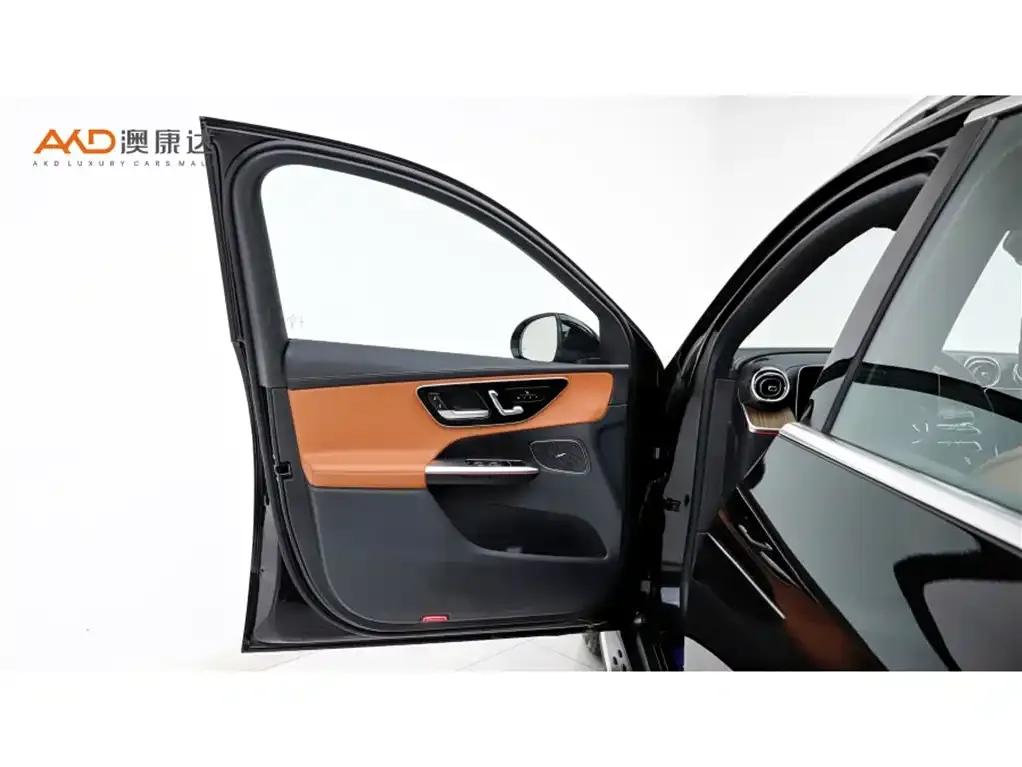 Mercedes-Benz GLC350eL/2.0T/25 Model/4MATIC Collector's Edition — миниатюра 10