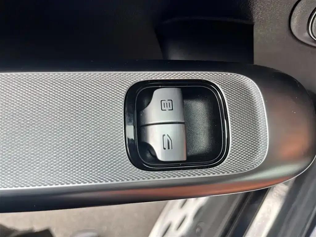 Mercedes-Benz GLC PHEV 2025 350 e L 4MATIC Classic Edition — миниатюра 18