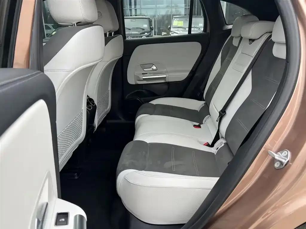 Mercedes-Benz EQA 2022 EQA 300 4MATIC First Edition — миниатюра 14
