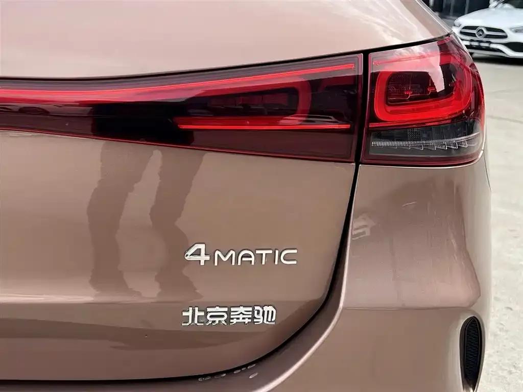 Mercedes-Benz EQA 2022 EQA 300 4MATIC First Edition — миниатюра 17