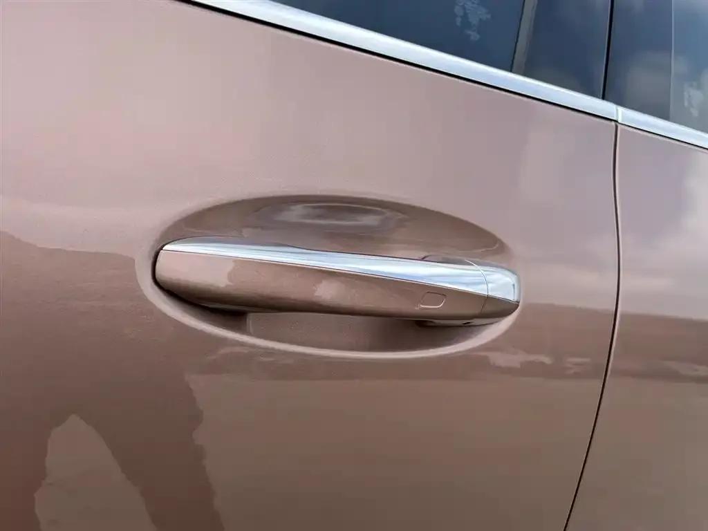 Mercedes-Benz EQA 2022 EQA 300 4MATIC First Edition — миниатюра 6