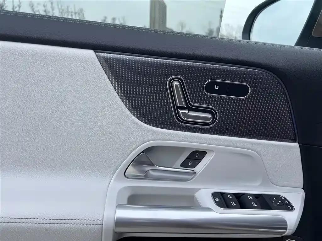 Mercedes-Benz EQA 2022 EQA 300 4MATIC First Edition — миниатюра 7