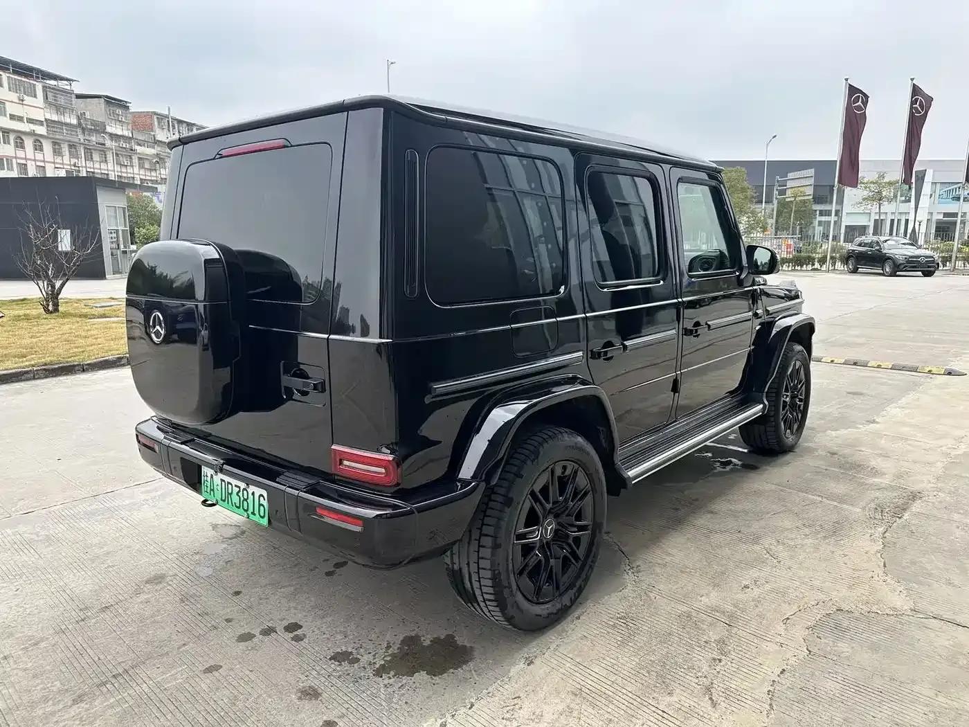 Mercedes-Benz G-Class PHEV 2025 G580 First Edition — миниатюра 9