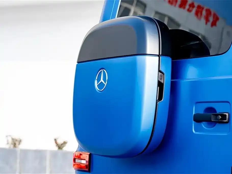 Mercedes-Benz G-Class PHEV 2025 G580 First Edition — миниатюра 11