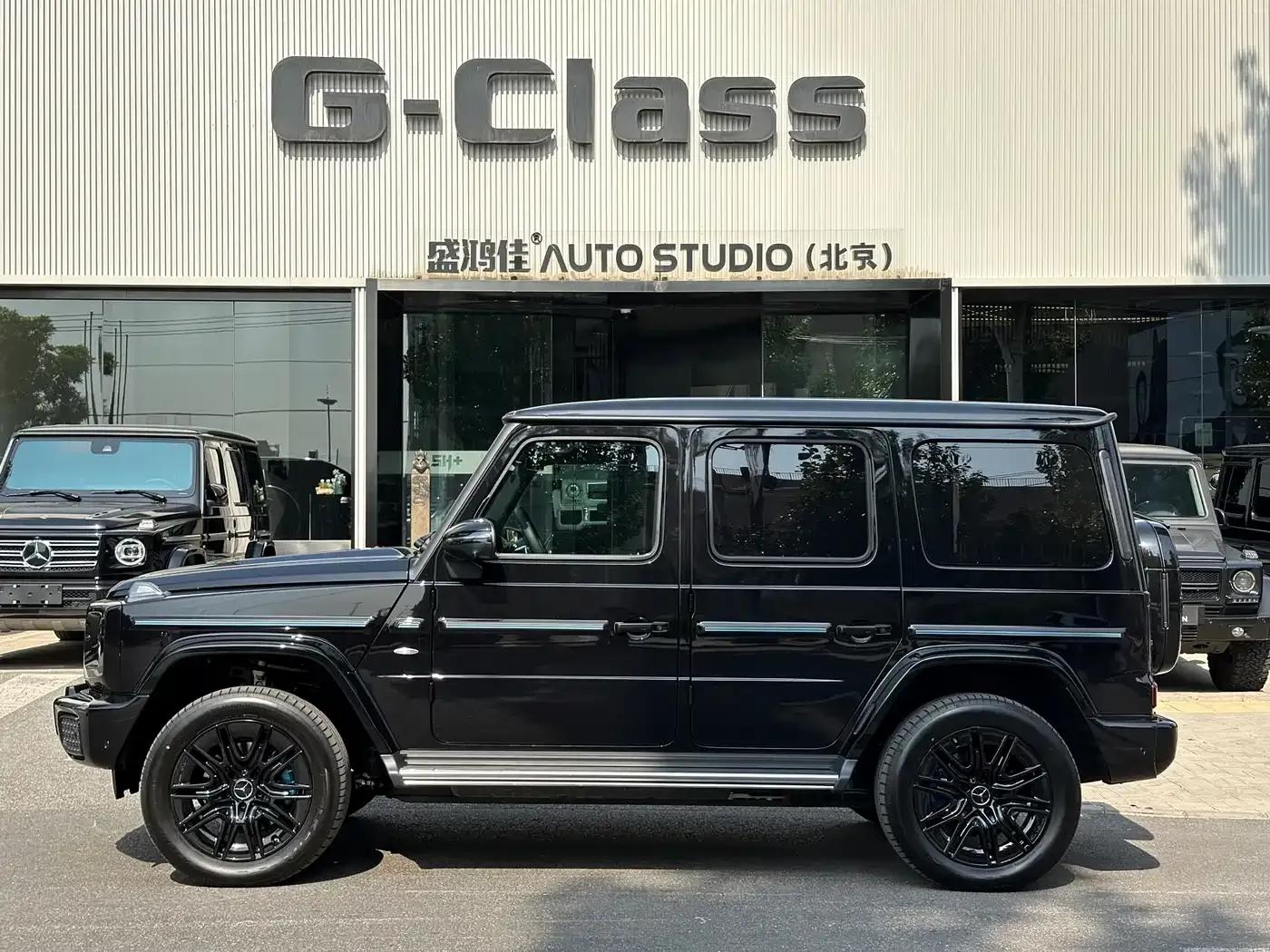 Mercedes-Benz G-Class PHEV 2025 G580 First Edition — миниатюра 2