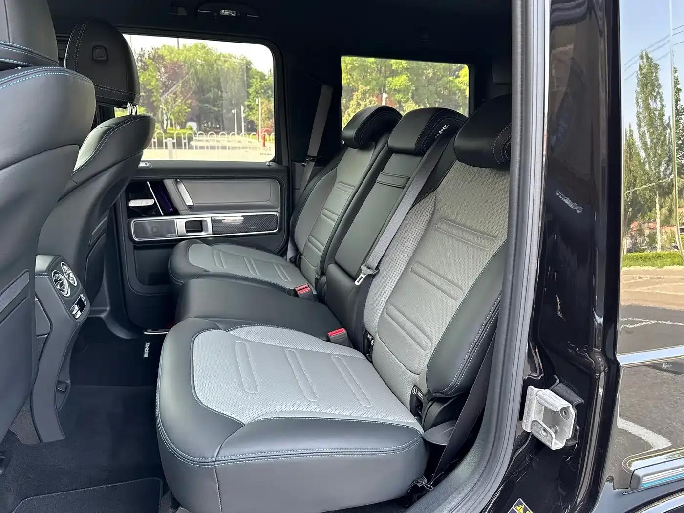 Mercedes-Benz G-Class PHEV 2025 G580 First Edition — миниатюра 12