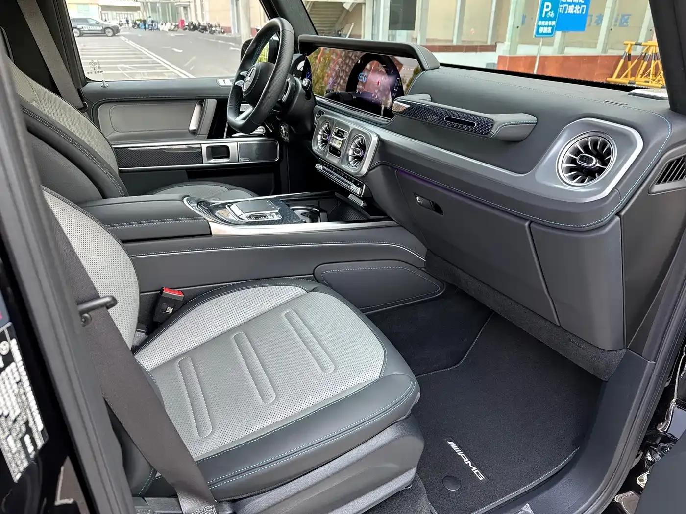 Mercedes-Benz G-Class PHEV 2025 G580 First Edition — миниатюра 14