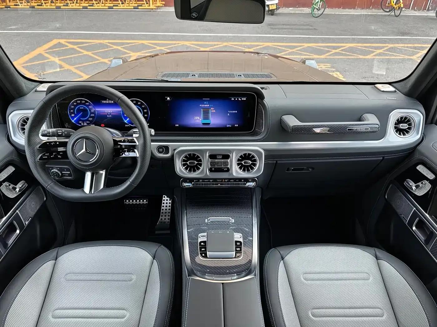 Mercedes-Benz G-Class PHEV 2025 G580 First Edition — миниатюра 16