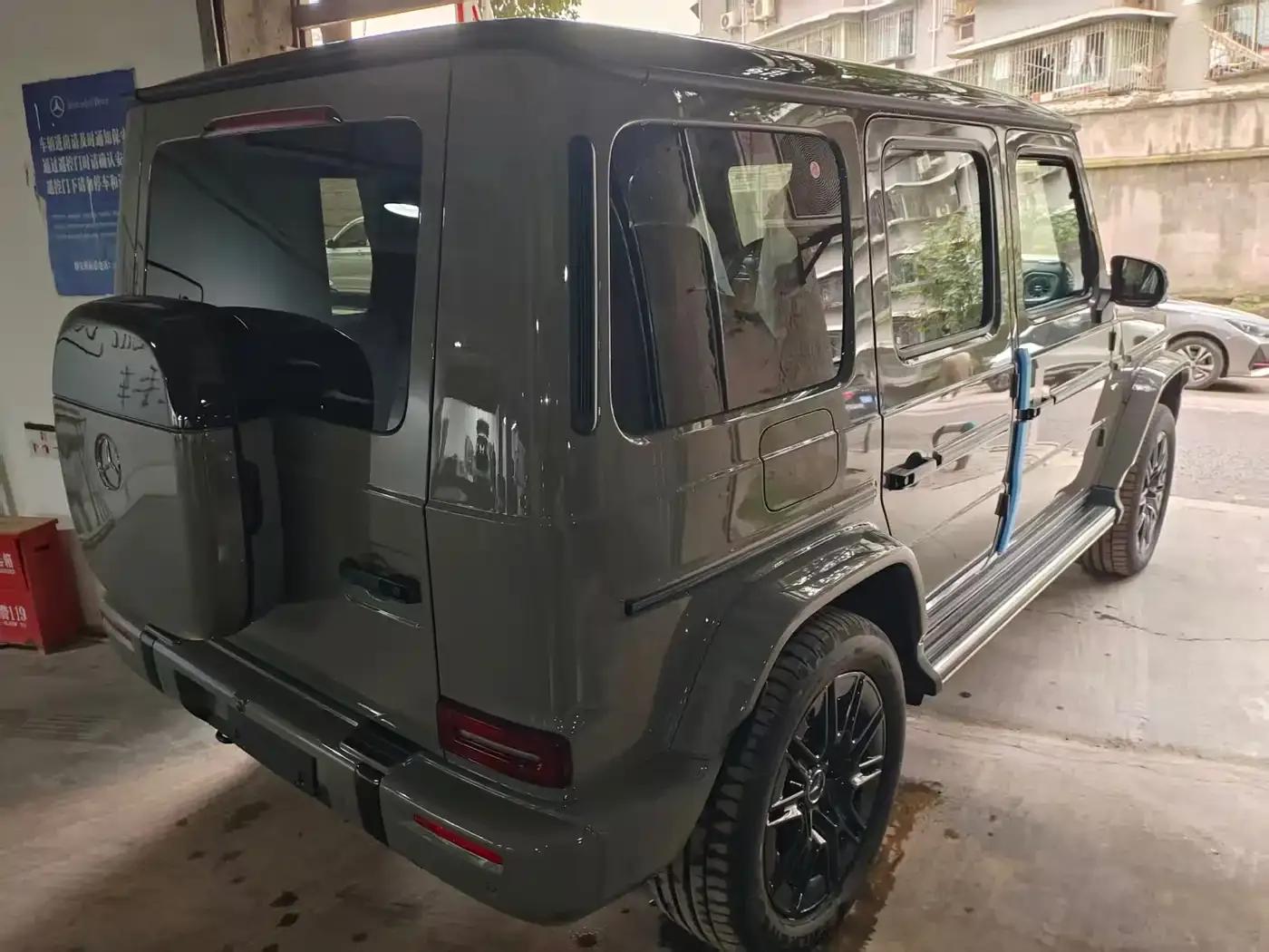Mercedes-Benz G-Class PHEV 2025 G580 First Edition — миниатюра 7