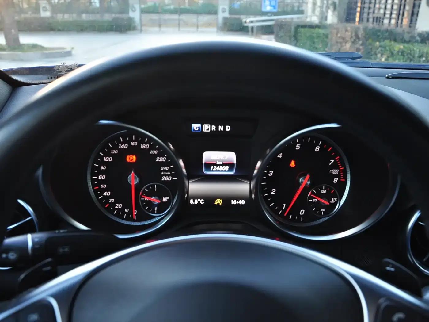 Mercedes-Benz SLC 2016 SLC 200 Dynamic — миниатюра 14