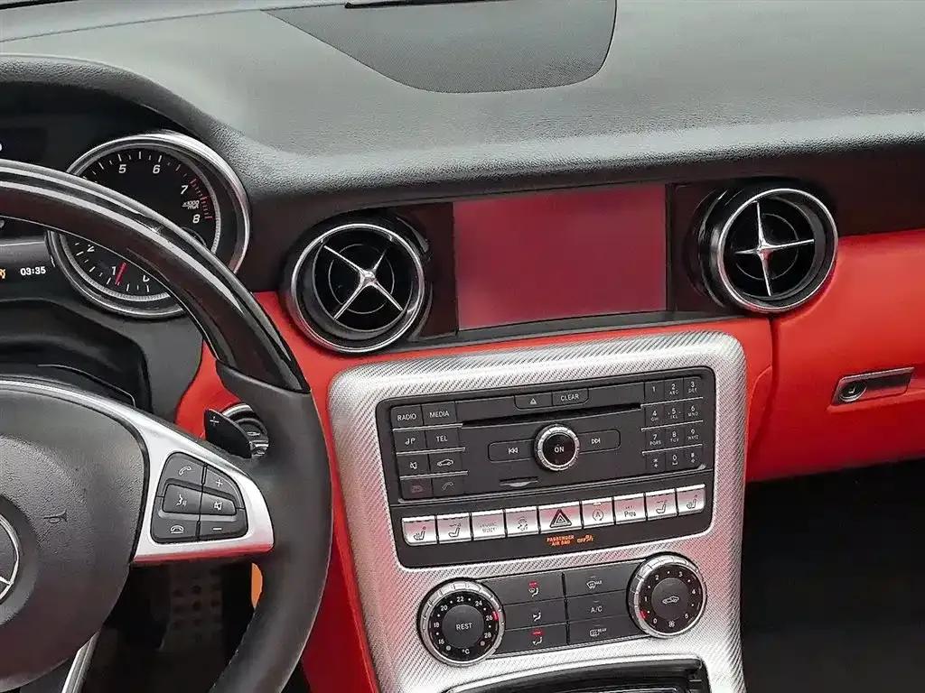 Mercedes-Benz SLC 2016 SLC 200 Fashion Edition — миниатюра 12