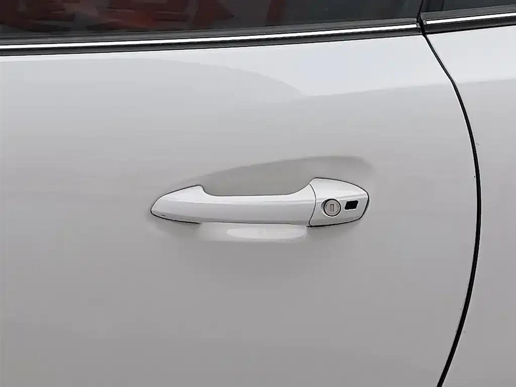Mercedes-Benz SLC 2016 SLC 200 Fashion Edition — миниатюра 18