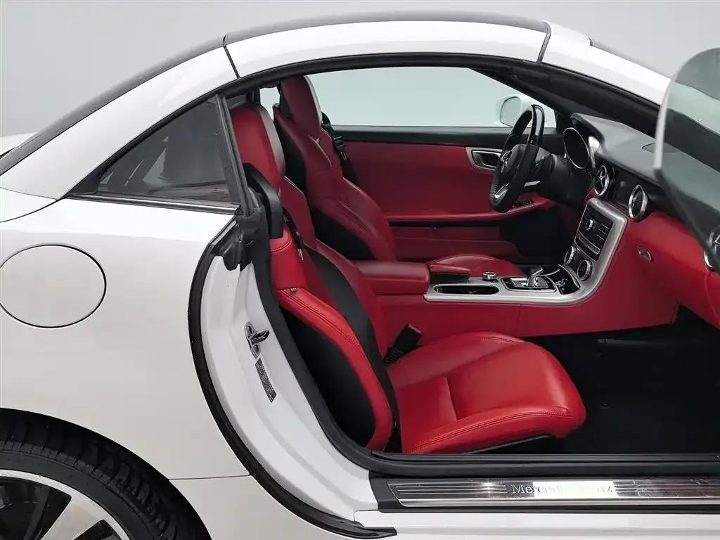 Mercedes-Benz SLC 2016 SLC 200 Fashion Edition — миниатюра 23