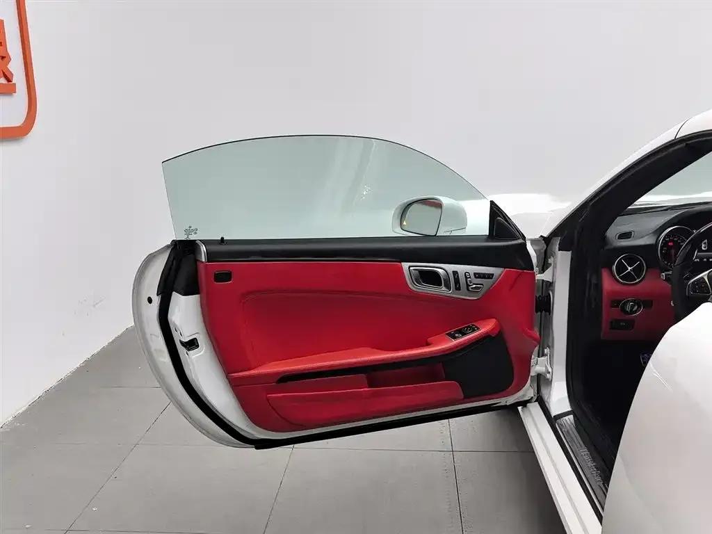 Mercedes-Benz SLC 2016 SLC 200 Fashion Edition — миниатюра 8