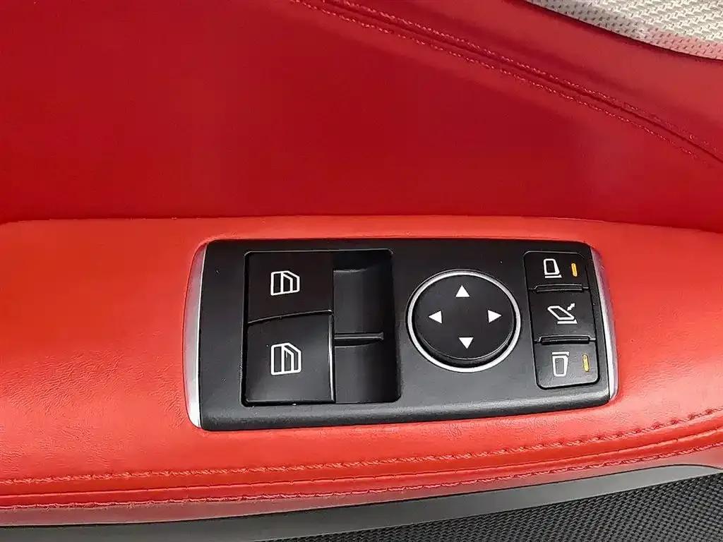 Mercedes-Benz SLC 2016 SLC 200 Fashion Edition — миниатюра 9