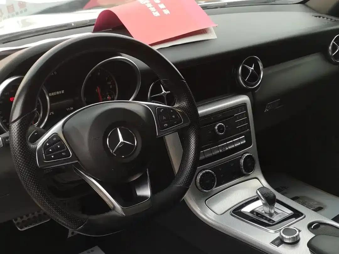 Mercedes-Benz SLC 2016 SLC 200 Dynamic — миниатюра 10