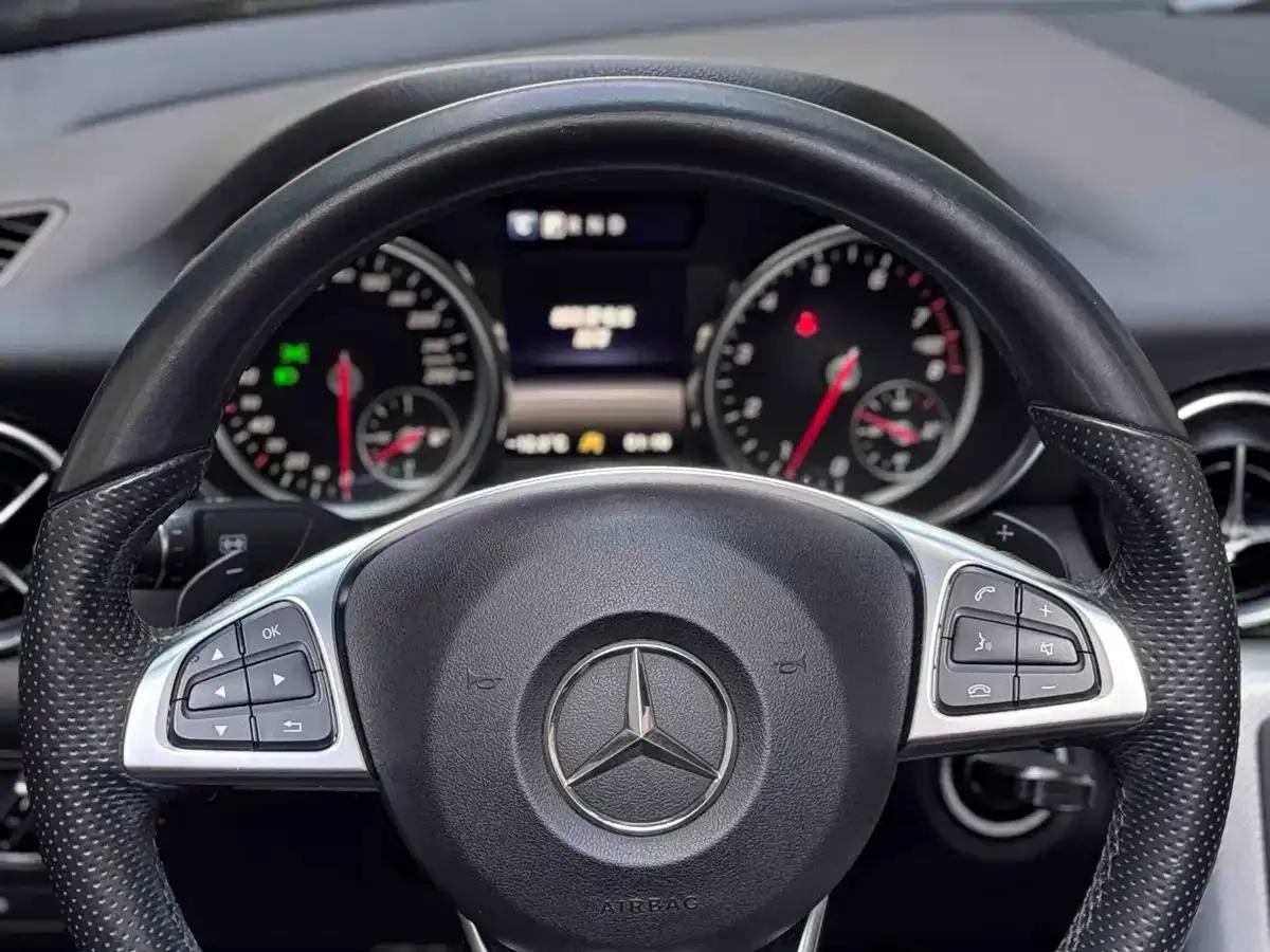Mercedes-Benz SLC 2016 SLC 200 Fashion Edition — миниатюра 11