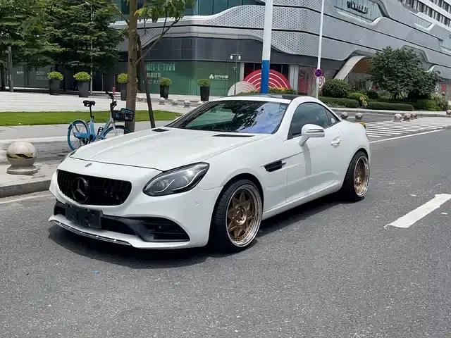 Mercedes-Benz SLC 2018 SLC 300 Luxury Sport
